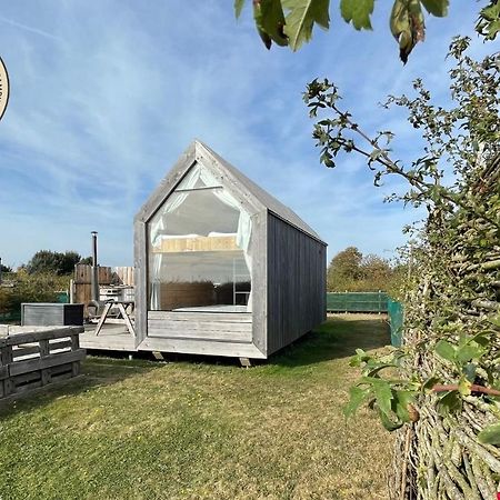 Lushna 8 Petite At Lee Wick Farm Cottages And Glamping Clacton-on-Sea Exterior foto