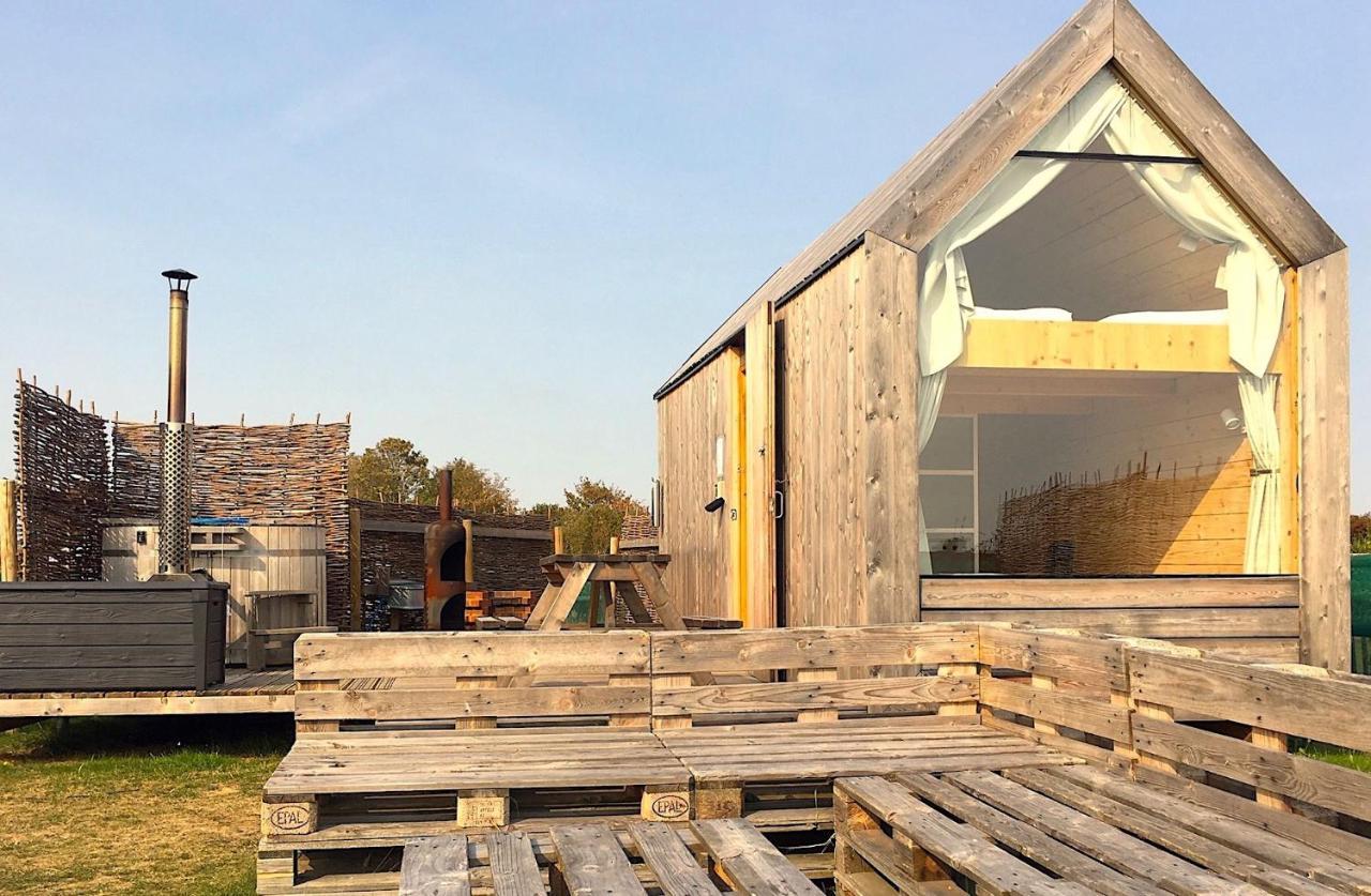 Lushna 8 Petite At Lee Wick Farm Cottages And Glamping Clacton-on-Sea Exterior foto